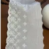 Al por mayor 12cm Adorno de Encaje Hueco Bordado de Seda de Leche Ropa Infantil Encaje de Algodón Accesorios para Ropa Dobladillo de Falda Hecho a Mano DIY