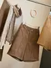Calça midi de camurça retrô para mulheres, novo modelo de início de outono 2026, cintura alta, cobre o quadril, perna reta, perna larga, calça de boot casual versátil