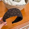 Faixa de Cabeça Larga Floral com Bolinhas Estilo Coreano Retrô para Mulheres 2026 Novo Estilo Faixa para Apertar o Cabelo Afinando o Rosto Acessórios de Cabelo com Sensação de Alto Padrão