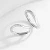 Anel de Casal S925 para Homens e Mulheres, Anel Liso Assimétrico, Presente Simples e Personalizado de Dia dos Namorados para Namorada