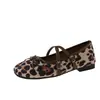Zapatos Planos de Estilo Ballet Francés con Plataforma Oculta para Mujer, Modelo Nuevo Primavera y Otoño 2026, Adecuados para Combinar con Faldas, Zapatos Mary Jane de Suela Suave