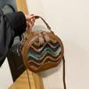 Bolsa Pequena Simples Retrô para Mulheres Outono e Inverno 2026 Nova Moda Bolsa de Mão Redonda Pequena Bolsa Transversal com Textura de Alta Qualidade