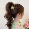 Pinza para el pelo versátil estilo coreano, accesorio para el pelo de color contrastante, nuevo modelo de alta gama 2026, pinza de tiburón de gran volumen para mujer