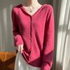 Mistura de Lã 2026 Outono e Inverno Nova Blusa de Moletom com Capuz Feminina Cardigan de Tricô com Decote V Top Curto Solto Jaqueta