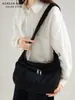 Bolsa de Nylon Estilo Artístico Nova Primavera 2026 Versão Coreana Simples Versátil Grande Capacidade Ombro Transversal