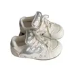 Tênis brancos de couro, nova coleção primavera 2026, design fofo de bico redondo, faz os pés parecerem menores, sapatos baixos femininos, mocassins retrô