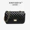 Bolsa Feminina de Luxo Estilo Chanel 2026 Nova Moda Versátil Acolchoada Transversal Casual Simples de Ombro Pequena Quadrada