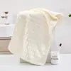Toalha de banho de lã Slub Atacado Coral Fleece terno Toalha de banho espessa Lavagem facial Toalha de cabelo absorvente doméstica para homens e mulheres