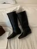 Botas de Caballero Cuadradas Estilo Coreano para Mujer Otoño/Invierno 2026 Adelgazantes Botas Altas No por Encima de la Rodilla Botas de Moda Versátiles que Aumentan la Altura