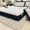 Saia de Cama Acolchoada de Renda Dupla Camada Estilo Francês Peça Única, Adequada para Todas as Estações, Saia Cobertura Espessada Estilo Amarrar Conjunto de Três Peças