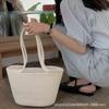 Nuevo bolso informal de algodón tejido con forma de paja y diseño de oso, bolso cruzado, bolso tejido, bolso de playa para vacaciones en la playa
