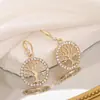 Brincos Modernos e Elegantes com Toque de Luxo, Estilo Doce e Único de Celebridade da Internet, Brincos Longos Versão Coreana que Afinam o Rosto, Novo Modelo para Mulheres
