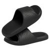 Venta directa de fábrica desodorante sensación de excremento resbaladizo pantuflas para el hogar para hombre material EVA verano parejas pantuflas para baño exterior