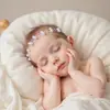 Accesorios para Fotografía de Bebé Flor para la Cabeza de Fotografía de Luna Llena de Bebé Joyería Cuentas Conectadas para Fotos de Bebé Tocado de Perlas para Niños