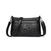 Bolso de Mujer 2026 Nuevo Modelo Bolso de Hombro para Dama, Bolso de Hombro con Relieve de Moda para Madres de Mediana Edad, Bolso Cruzado Simple y Versátil