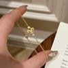 Pulsera de Estilo Retro Nueva Circonita Cepillada Flor de Iris Lujo Accesible Moda de Alta Gama Exquisita Versátil Joyería de Mano para Mujeres de Mediana Edad