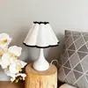 [Transfronterizo] Lámpara de noche estilo antiguo para dormitorio con un ambiente de lujo ligero vintage francés de alta gama, lámpara de mesa estilo americano para ambiente de sala de estar