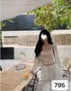 Cardigan de Malha de Seda Gelada com Proteção Solar Fino Feminino de Verão Combinando Blusa Externa de Alça Longa Estilo Curto Solto Pequeno Cintura Jaqueta