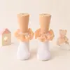Nuevos Calcetines de Algodón para Niñas Estilo Princesa con Lunares y Encaje en Colores Dulces Calcetines de Encaje para Bebé Venta al por Mayor Múltiples Colores Disponibles