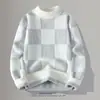 Ventas Directas de Fábrica Venta Caliente Transfronteriza Moda Masculina Individual Cuadros Cuello Medio Alto Grueso Suéter Tejido Hombre