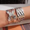 Pulsera Abierta de Doble Capa con Textura de Ola de Hoja de Ginkgo Transfronteriza Europea y Americana, Pulsera Metálica Personalizada, Accesorio de Mano con Diseño de Moda