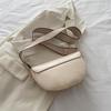 Estilo coreano estilo Hong Kong moda viajante largo alça de ombro bolsa mensageiro 2024 primavera e verão simples textura retrô bolsa de sela