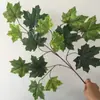 Folhas de Bordo Vermelho, Folhas de Bordo Garra de Galinha, Folhas de Ginkgo, Folhas de Sicômoro, Folhas de Bordo de Cinco Pontas, Galhos de Tília, Folhas Plásticas Falsas