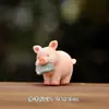 Familia de cerdos de resina de dibujos animados micro paisajismo maceta para suculentas acuario pecera paisaje adornos de decoración para tarta de cerdo