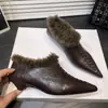 Zapatos de tacón de cuña estilo francés con punta, Mary Janes forrados de pelo, de boca profunda, para mujer, nueva colección de invierno 2026, elegantes y cálidos, zapatitos de piel