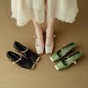 Suministro de Amoy ~ zapatos Mary Jane nuevos de tacón grueso chinos 2024 verano exterior hebilla completa de cuero zapatos de estilo nacional envío confidencial