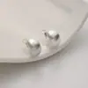 Los Pendientes Cepillados Mate Son Simples y Versátiles, Pendientes de Diseño Único Que Se Pueden Usar para el Viaje Diario y el Uso al Aire Libre. Se Pueden Vender al Por Mayor