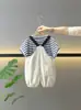 Conjunto de Ropa de Verano para Niños 2026 Nuevo Estilo Mono Elegante para Bebé Conjunto de Dos Piezas Ropa de Verano a Rayas de Manga Corta a la Moda