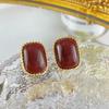 Pendientes de estilo igual que los de Zhao Liying Xu medio verano pendientes rectangulares color vino tinto estilo Hong Kong elegante lujo ligero pendientes de alta calidad