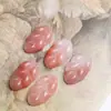 Colgante de Flor de Durazno de Jade Dorado de Xinjiang al por Mayor, Colgante de Collar de Luna con Flor de Durazno Rosa Sakura, Modelo Más Vendido