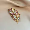 Broche Borboleta de Vidro de Luxo de Alto Padrão Transfronteiriço, Cristal Retro Incrustado com Diamantes, Elegante e Estiloso Broche para Blazer de Terno para Mulheres