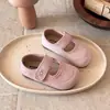Ins Zapatos pequeños de cuero estilo francés 2026 primavera y otoño nuevos versión coreana para niñas zapatos de princesa de suela suave esmerilada Birkenstock mocasines