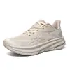 Zapatillas de pareja de moda, zapatillas de correr acolchadas, zapatillas de correr para hombre de malla flyknit con suelas blandas, zapatillas Jinjiang para mujer, en stock