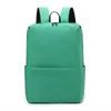 Mochilas y bolsas escolares con logo impreso personalizado para actividades al aire libre, clases de entrenamiento y estudiantes de primaria, portátiles y disponibles en varios colores