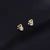 Pendientes de Corazón Dulce de Plata de Ley s925 con Circonita Diseño Dulce Fresco Simple Japonés Coreano Sentido del Diseño Temperamento Exquisito Cuidado del Agujero de la Oreja Pendientes para Mujer