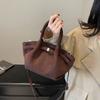 Bolso retro de ante de alta gama para mujer, popular bolso de hombro de otoño e invierno 2024, bolso tote de gran capacidad, bolso cruzado