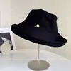 Chapéu de Pescador Liso Simples com Aba Virada para Cima para Mulheres Verão Novo Casual Versátil Proteção Solar Chapéu Balde Tecido para Sol Viagem ao Ar Livre