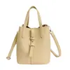 Cesta de vegetais balde de água bolsa feminina 2026 nova versátil bolsa de ombro único transversal nicho retrô bolsa de mão para trabalho para mulheres