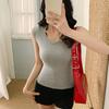 Foto Real de Camiseta Simple de Cuello U de Manga Corta para Mujer Verano Nuevo Versátil Básico Color Puro Entallada Hombro Derecho