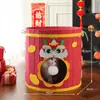 Rascador para gatos y casa para gatos integrados en un marco de escalada para gatos, poste rascador vertical para gatos, resistente a los arañazos, serie de vacaciones de Año Nuevo, artículos atmosféricos para gatos