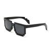 Nuevas gafas de sol de mosaico rojo de TikTok Net, gafas de sol cuadradas blancas geniales bidimensionales, gafas de píxeles personalizadas
