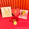 Chaveiro de Biscoito Dourado Puro para Recém-Casados Felizes Buquê de Flores Criativo Conjunto de Presente para Dia dos Namorados e Dia dos Namorados Chinês Atacado Personalizado