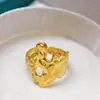 Popular Europeo y Americano Elegante Simple Estilo Frío Presión de Aceite Acero Inoxidable Forma Asimétrica Anillo Abierto Galvanizado en Oro de 18K