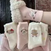 Calcetines rosas gruesos para cachorros para invierno, otoño e invierno, calcetines cálidos para dormir de imitación de lana australiana, calcetines de casa de dibujos animados, fabricante de Zhuji