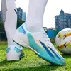 Fábrica de Origem de Quanzhou Atacado Tênis de Futebol Baixo Cruzamento Novo Estilo Travas Jogo de Futebol Profissional Tênis Esportivo de Futebol