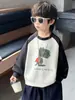 Sudadera de colorblock para niño de primavera y otoño 2026 nuevo estilo para niños moderna ropa de otoño para bebé camiseta base de dibujos animados
